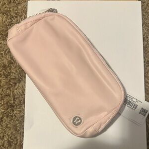 Lululemon Everywhere Belt Bag